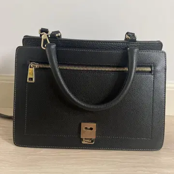 Furla 블랙 가죽 핸드백