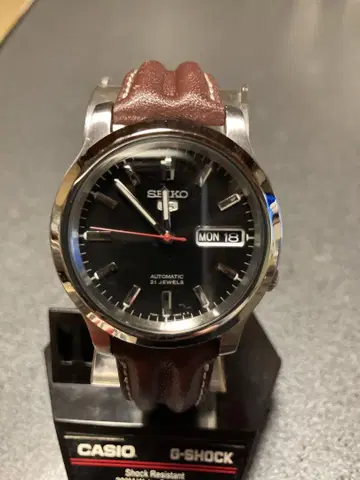 컨디션 최상! SEIKO 5 블랙 다이얼 가죽 벨트 D버클 포함!