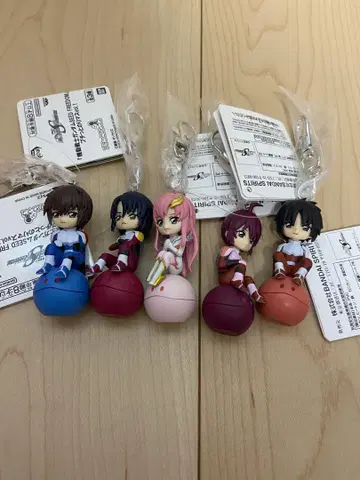 건담 SEED FREEDOM 쁘띠토노리마스 세트