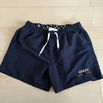 하프 팬츠