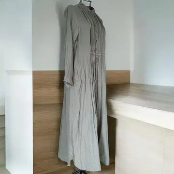 네스트로브 린넨 카키 롱 원피스 핀턱 sizeF