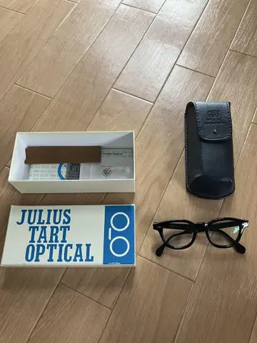 julius tart optical AR 46-22 블랙