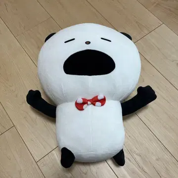 니시무라 유우지 메차데카 봉제 인형 토끼의 집 위에서 낮잠을 자는 팬더