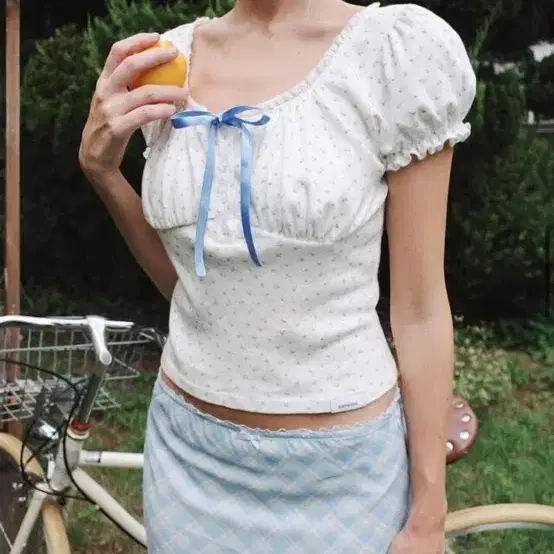 [DRYROSE] ★ DOROTHY SHIRRING TOP 8th Restock] DOROTHY SHIRRING TOP (WH) - DRYROSE