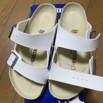 미사용 새상품 BIRKENSTOCK 애리조나 샌들 23cm 36 빌켄