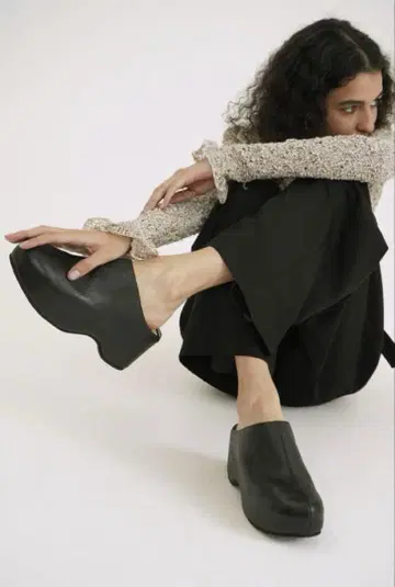 완판템 CLANE PLATFORM CLOGS
