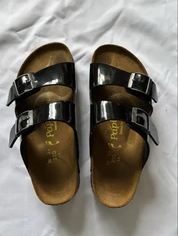 버켄스탁 블랙 샌들