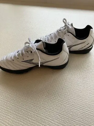 Mizuno 모나르시다 네오 축구화
