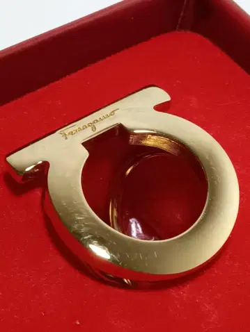 살바토레 페라가모 Ferragamo 스카프링 골드 컬러