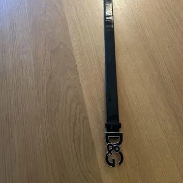 D&G 에나멜 벨트 블랙
