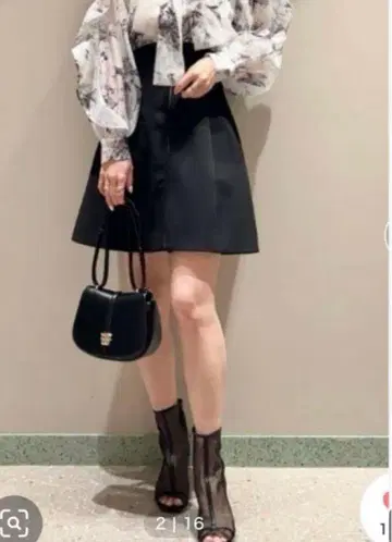 SNIDEL 스나이델 하이 웨스트 구조 미니 스커트
