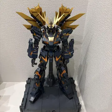 PG 밴시 유니콘 건담