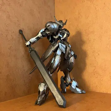 HG 건담 발바토스 루프스 [IB 코팅]