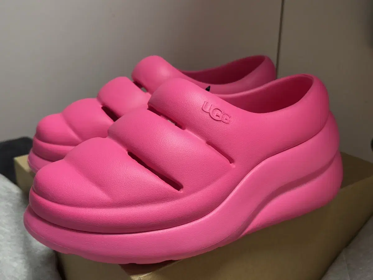 Ugg Clog Sport Yeah Pink 240