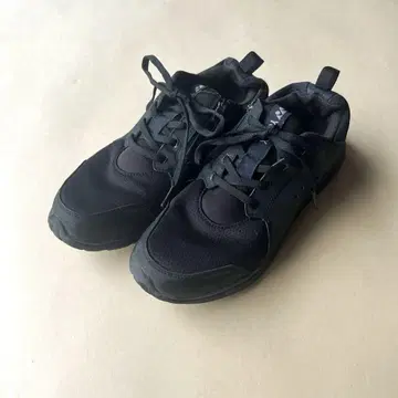 요넥스 여성용 스니커즈 블랙 24.0cm