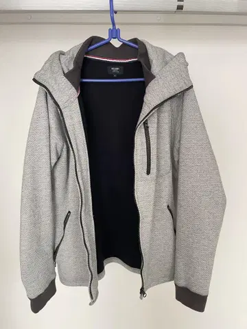 빔즈 라이트 필름 후드티