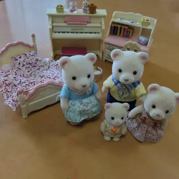 실바니안 패밀리 인형과 가구 세트