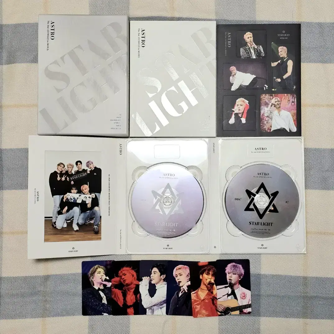 ASTRO 　STARLIGHT　DVD ムンビン　ステッカー ASTRO STARLIGHT DVD ムンビン ステッカー - メルカリ