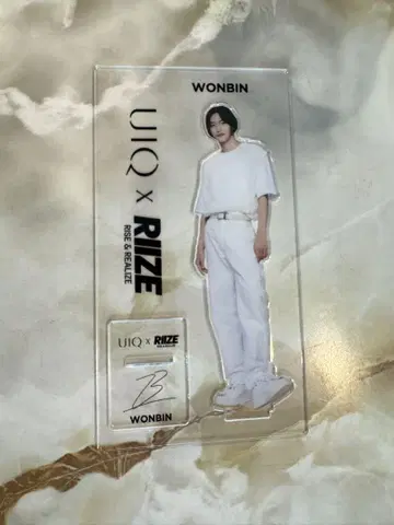 WONBIN 아크릴 스탠드 UIQ x RIZE