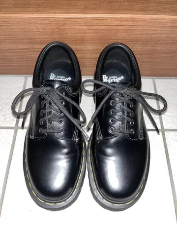 Dr.Martens 닥터마틴 통굽