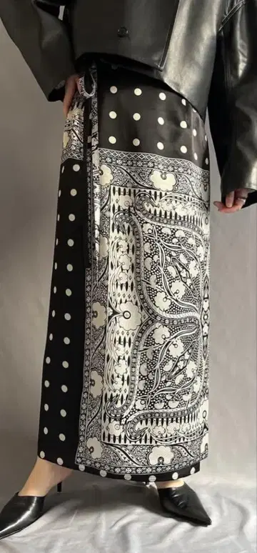 안스 클리어 롱 랩 스커트