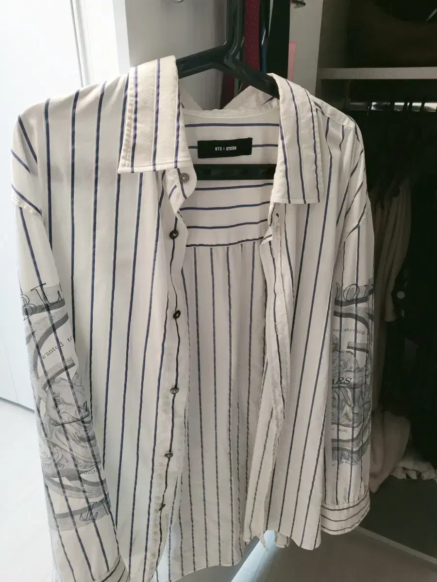 System Homme BTS Shirt, Size 100