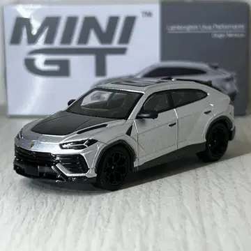 MINI GT 람보르기니 우루스 페르포만테