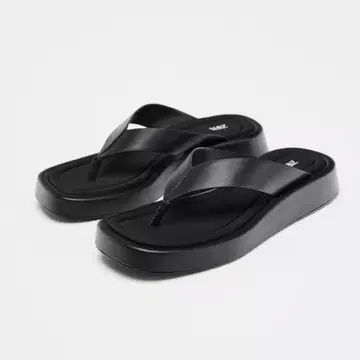 자라 플랫 샌들 35 사이즈 22.8cm 신발