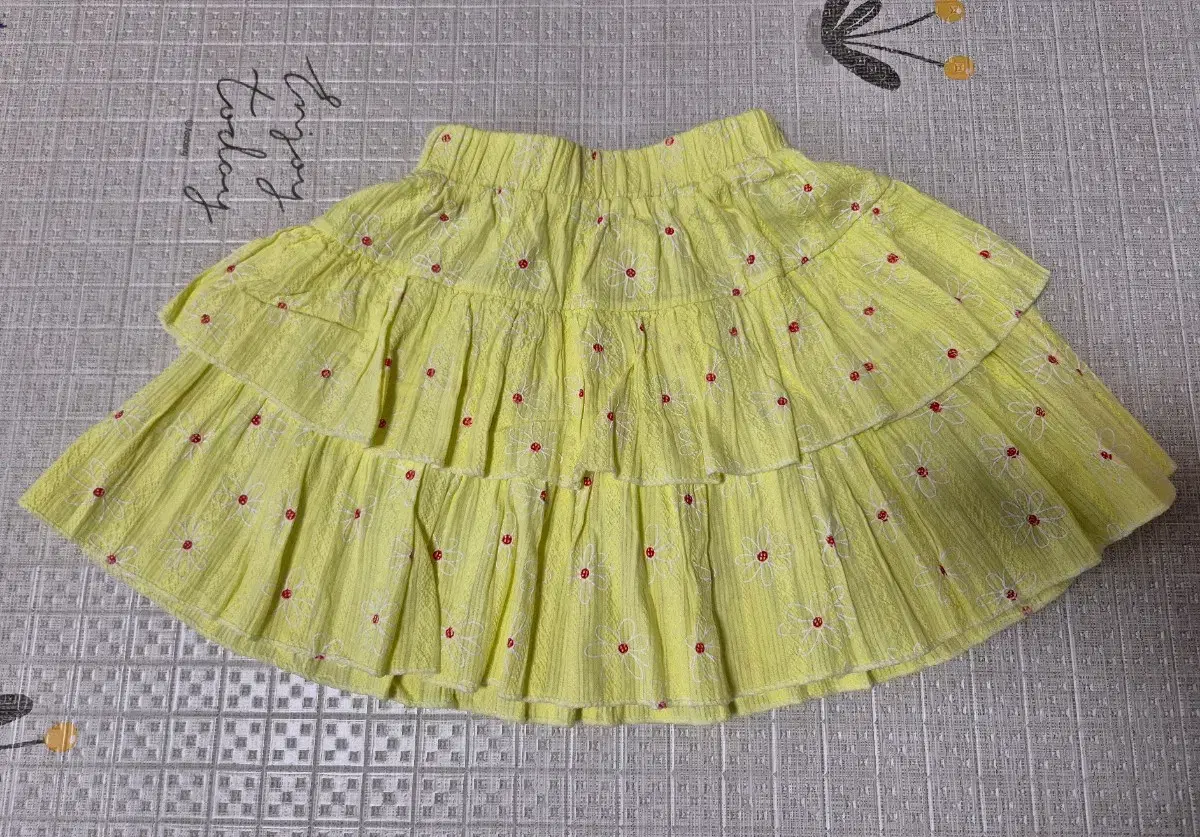 Saint Queen Girls' Skirt L (No. 9, 120)