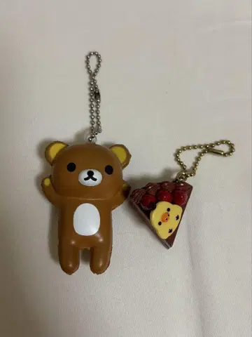 리락쿠마 코리락쿠마 스퀴즈 레트로 가챠가챠 키링