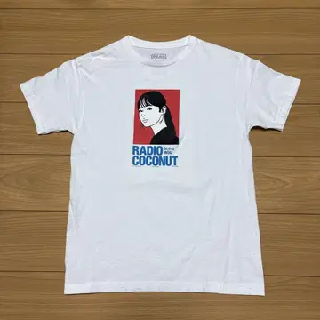ON AIR RADIO COCONUT 티셔츠 화이트 KYNE