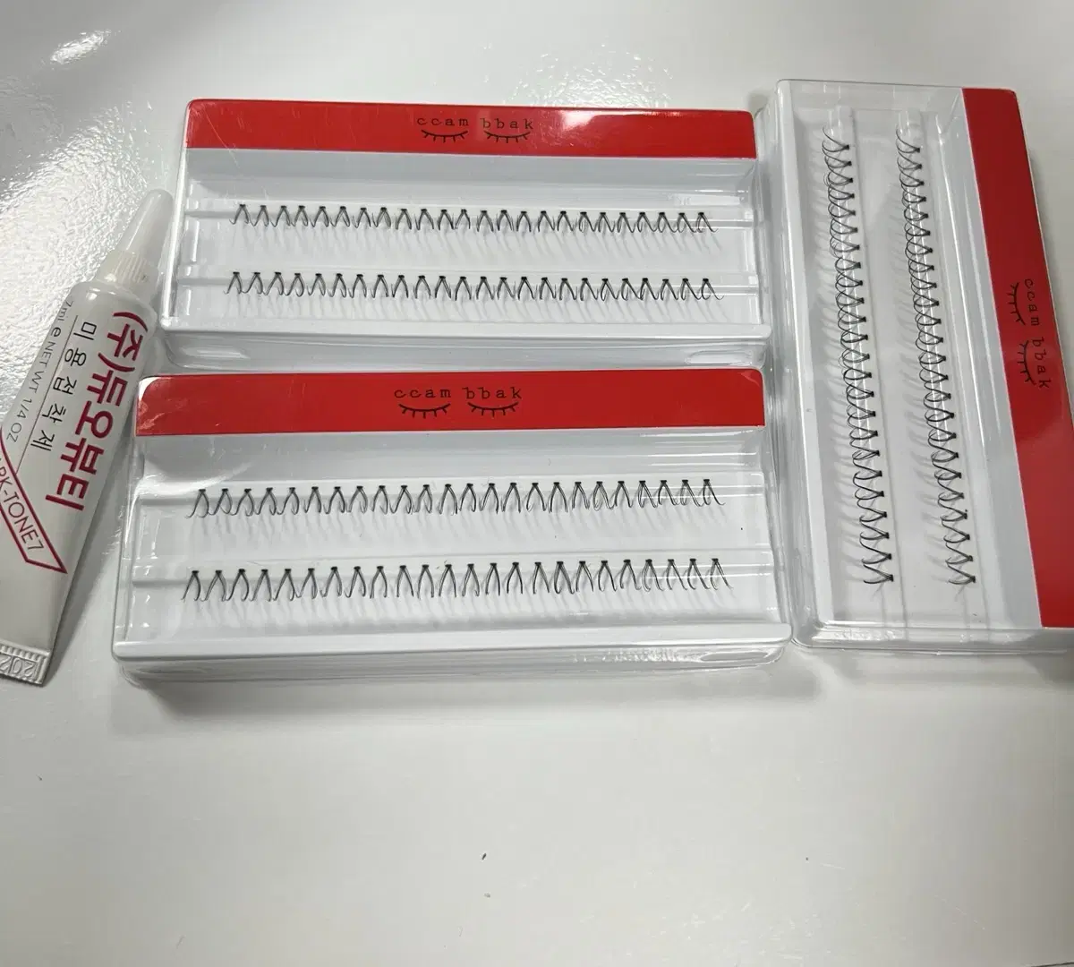 New) Blink Individual Eyelashes 1 Bundle 12mm + Duo Beauty Eyelash Adhesive