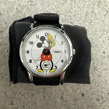 TIMEX 미키마우스 손목시계