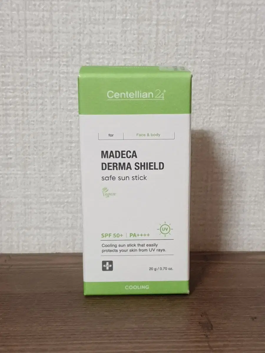 * (Sealed New Product) Dongkook Pharmaceutical Centellian24 Madeca Derma Shield Safe Sun Stick