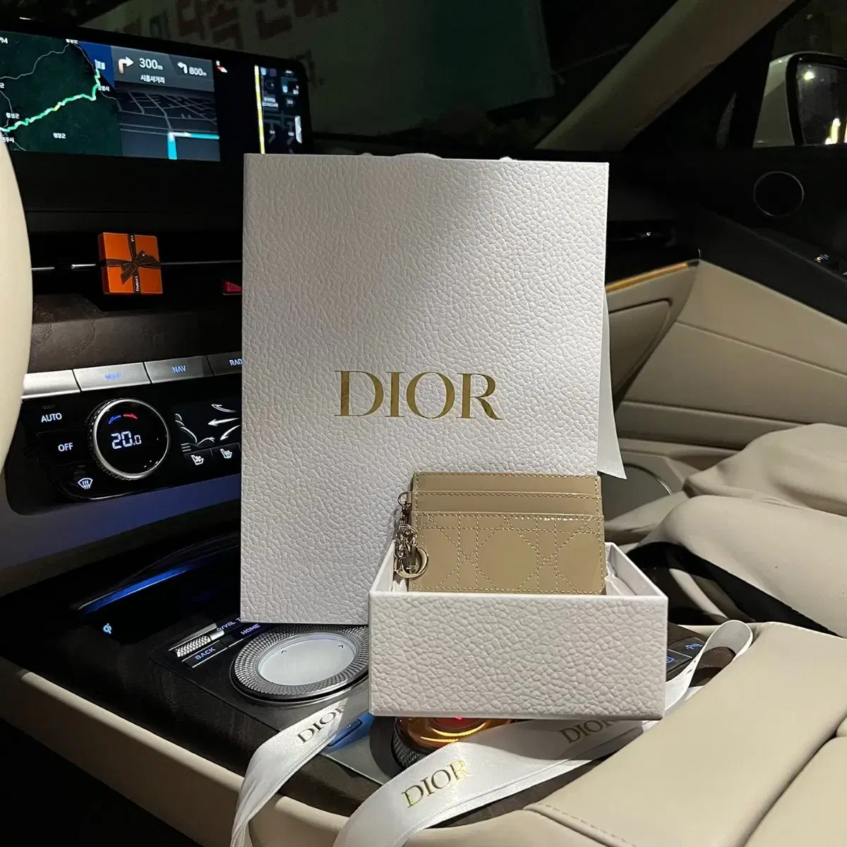 正規品★DIOR Dior Caro グリシーヌ Dior Caro Round Pouch With Chain Black Cannage Grainy