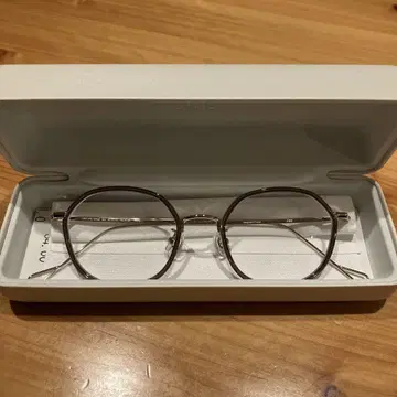 미사용품 JINS 안경