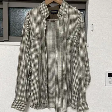 빈티지 스타일 체크 무늬 긴팔 셔츠 베이지 계열