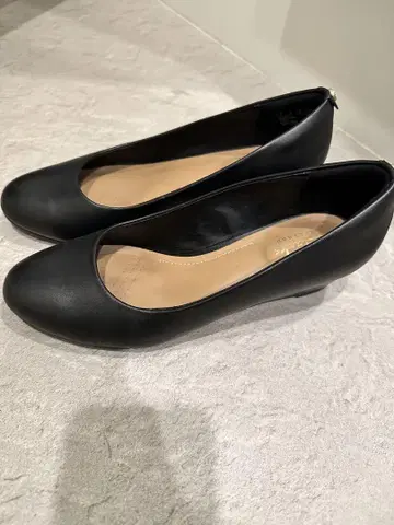 클락스 아티산 웨지솔 펌프스 블랙 22.5cm