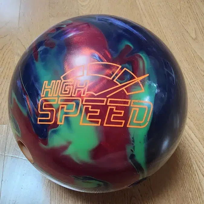 Used Columbia 300 High Speed 15lb Bowling Ball on Bunjang