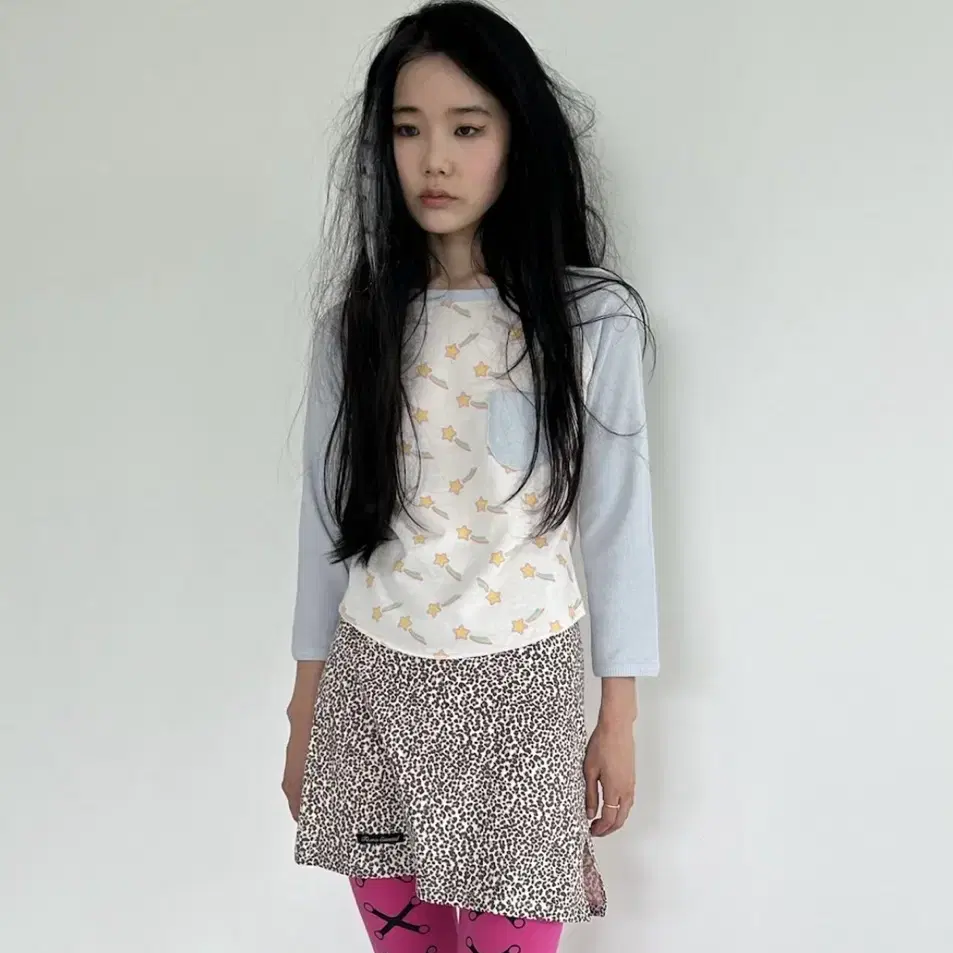 faerie Shop Faerie Lace T-shirt on Bunjang Global Site.