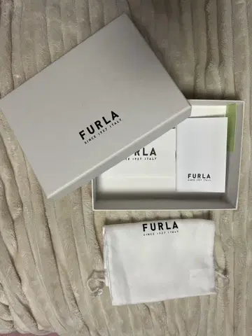 훌라 블루 그레이 3단 폴더형 지갑