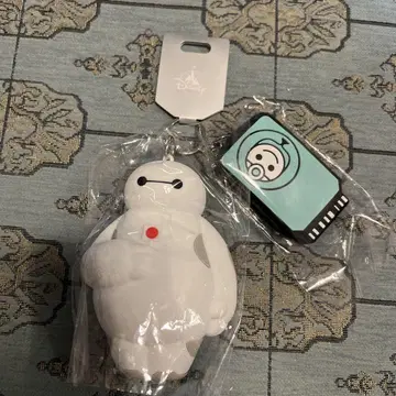 디즈니 스토어 베이맥스 실리콘 파우치 키체인 키링