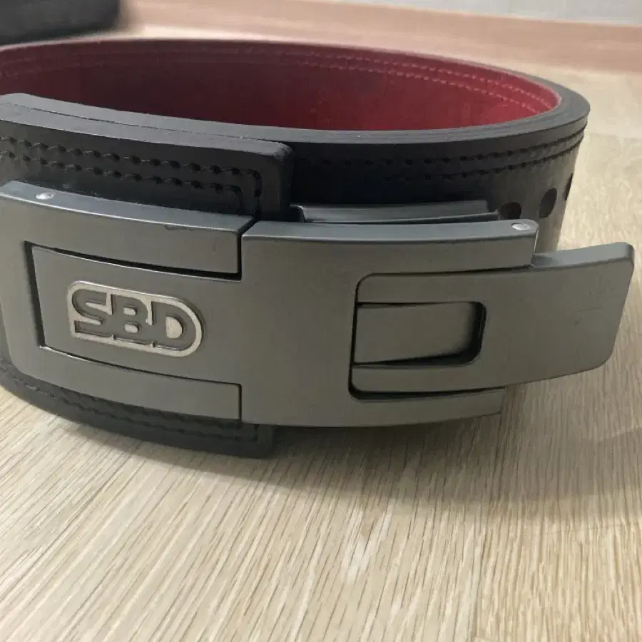 SBDベルト　10ミリ　Mサイズ SBD パワーリフティングベルト10mm | SBD Apparel Japan