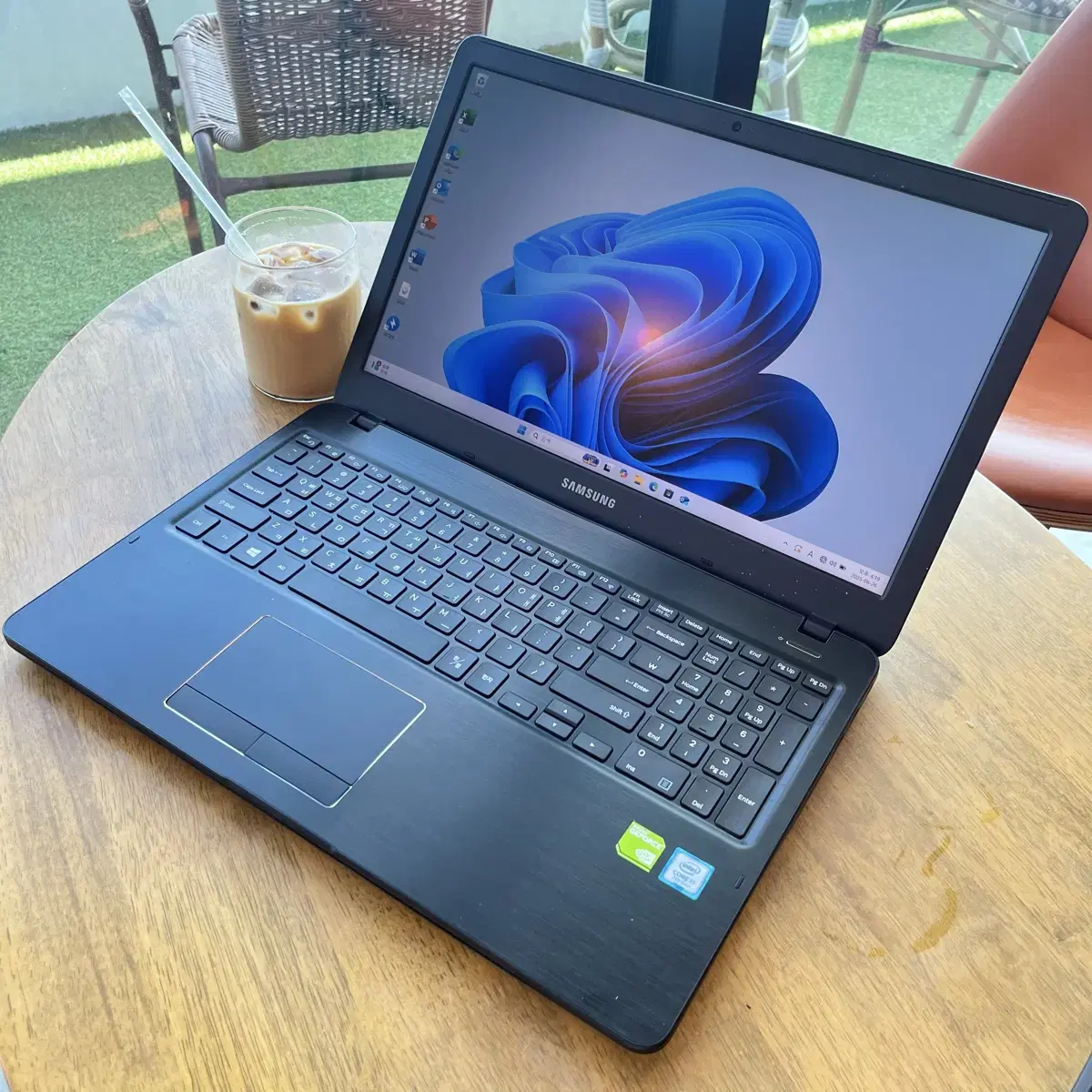 삼성 I7 지포스 게이밍 듀얼 하드 노트북 램16gb 저장공간756gb