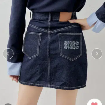 chico 벨트 자수 로고 사다리꼴 미니 스커트 S