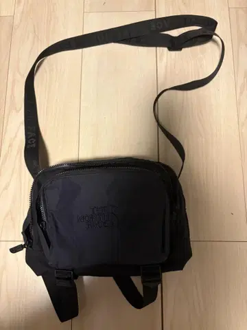 노스페이스 퍼플 라벨 숄더백