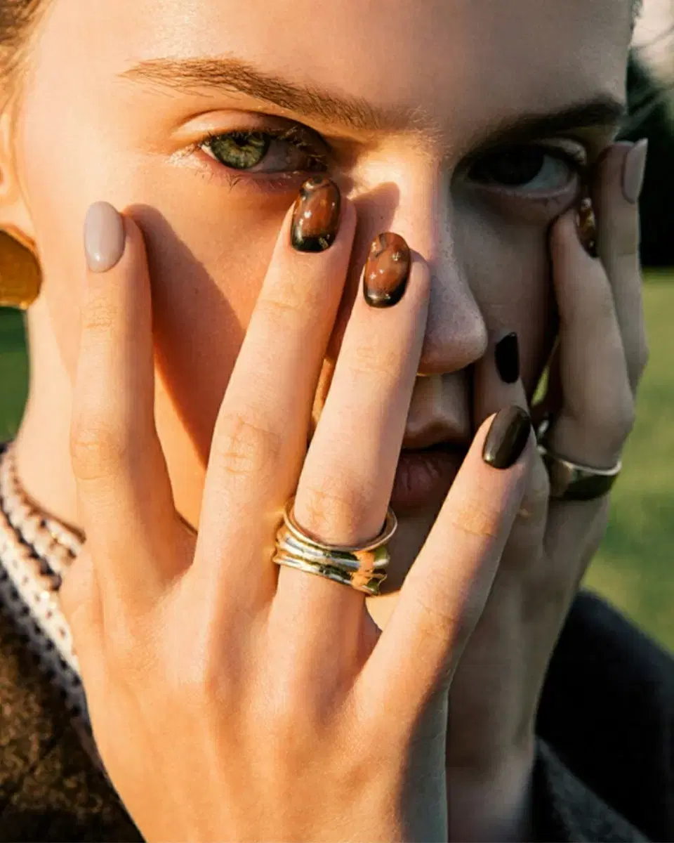 Ohora Nail Brown suga