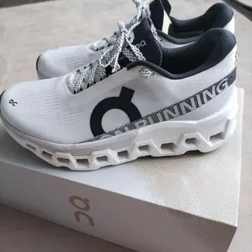 on 클라우드 몬스터 2 정품 25cm