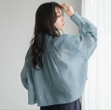 로리즈팜 시어 셔츠 숏 기장