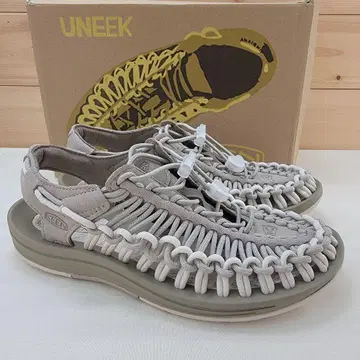 킨 우먼 유니크 샌들 뷰티&유스 23cm